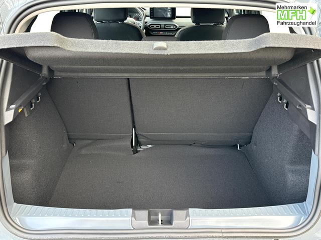 Dacia / Sandero / / / / KAMERA+SHZ+PDC+DAB+KLIMA