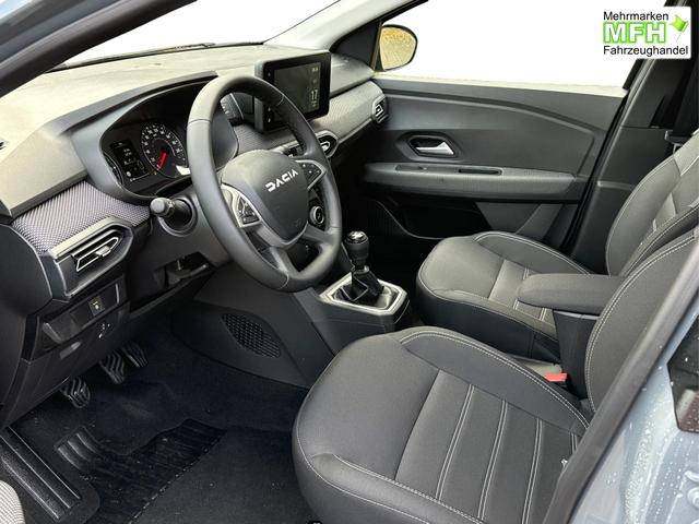 Dacia / Sandero / / / / KAMERA+SHZ+PDC+DAB+KLIMA