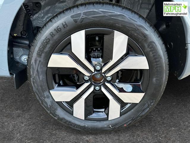 Dacia / Sandero / / / / KAMERA+SHZ+PDC+DAB+KLIMA