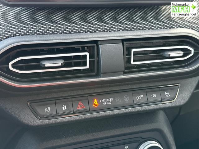 Dacia / Sandero / / / / KAMERA+SHZ+PDC+DAB+KLIMA