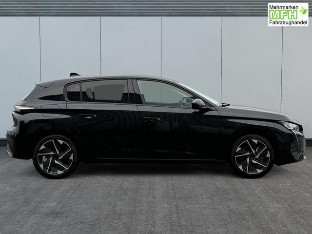 Peugeot / 308 / Schwarz / / / SHZ+KAMERA+NAVI+KEYLESS+ACC+17 LM