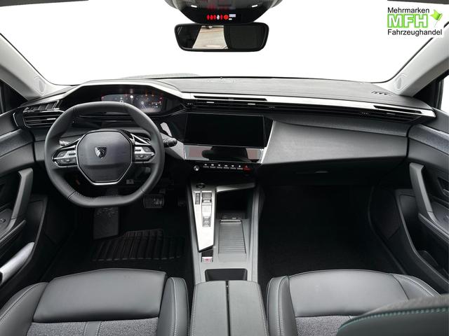 Peugeot / 308 / Schwarz / / / SHZ+KAMERA+NAVI+KEYLESS+ACC+17 LM