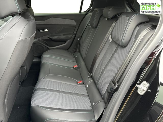 Peugeot / 308 / Schwarz / / / SHZ+KAMERA+NAVI+KEYLESS+ACC+17 LM