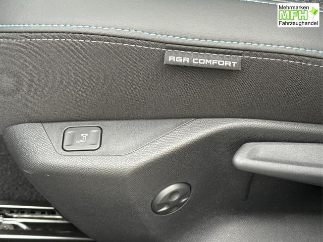 Peugeot / 308 / Grau / / / SHZ+KAMERA+NAVI+KEYLESS+ACC+17 LM