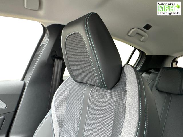 Peugeot / 308 / Grau / / / SHZ+KAMERA+NAVI+KEYLESS+ACC+17 LM