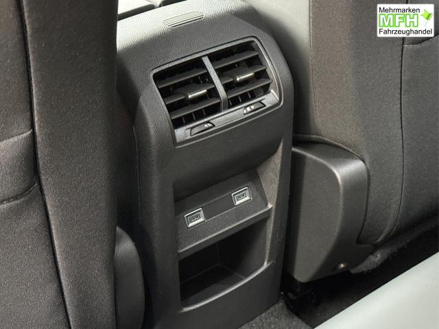 Peugeot / 308 / Grau / / / SHZ+KAMERA+NAVI+KEYLESS+ACC+17 LM