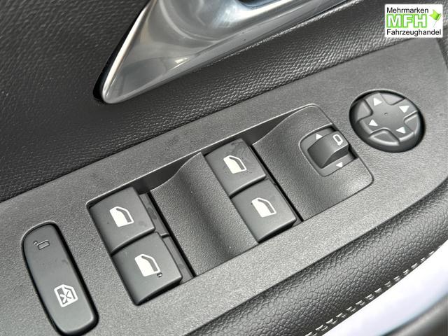 Opel / Mokka / / / / 