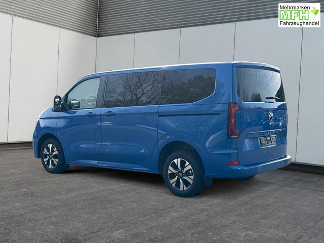 Volkswagen / T7 Caravelle / / / / KR 4x4+MATRIX-LED+NAVI.+ SHZ+KAMERA+ PDC