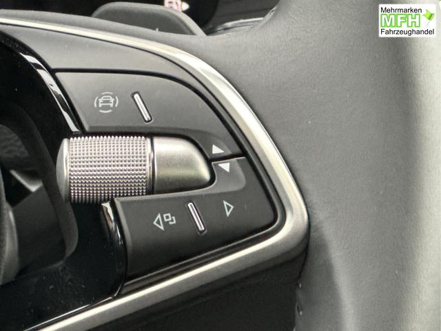 Skoda / Karoq / Schwarz / / / AHK+KAMERA+EL. HECKKL.+SHZ+ACC+KESSY+18''ALU