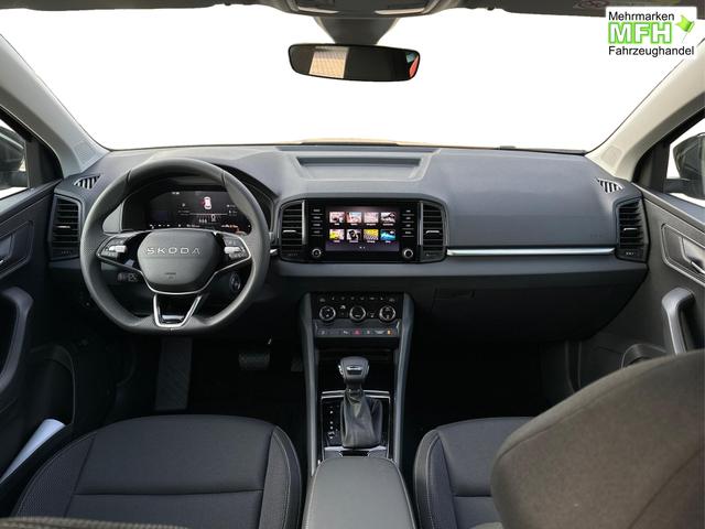 Skoda / Karoq / Schwarz / / / AHK+el.HECKKLAPPE+KAMERA+PDC+KESSY+ACC