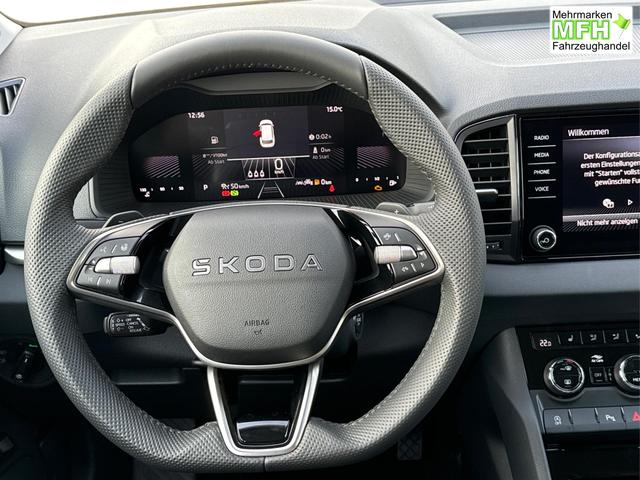 Skoda / Karoq / Schwarz / / / AHK+el.HECKKLAPPE+KAMERA+PDC+KESSY+ACC