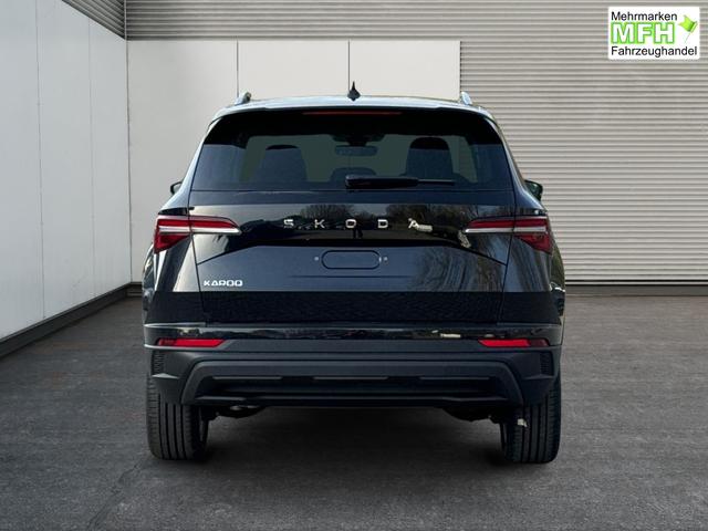 Skoda / Karoq / Schwarz / / / AHK+el.HECKKLAPPE+KAMERA+PDC+KESSY+ACC