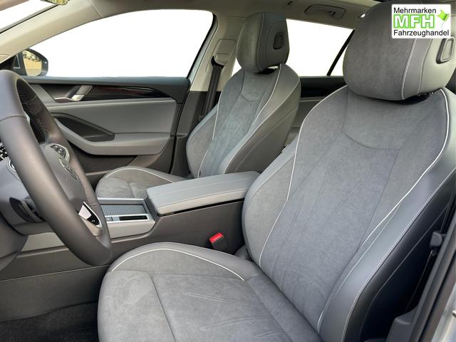 Volkswagen / Passat Variant / Silber / / / DSG+AHK+PANO+NAVI+ACC+KAMERA+LED+MASSAGE