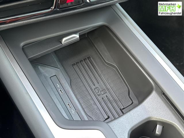 Volkswagen / Passat Variant / Silber / / / DSG+AHK+PANO+NAVI+ACC+KAMERA+LED+MASSAGE