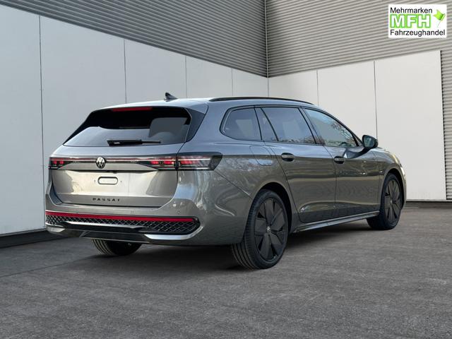 Volkswagen / Passat Variant / Grau / / / AHK+PANO+NAVI+Head-UP+Matrix-LED+ACC