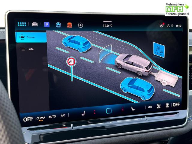 Volkswagen / Passat Variant / Grau / / / AHK+PANO+NAVI+Head-UP+Matrix-LED+ACC