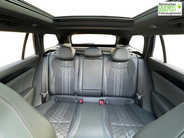 Volkswagen / Passat Variant / Grau / / / AHK+PANO+NAVI+Head-UP+Matrix-LED+ACC