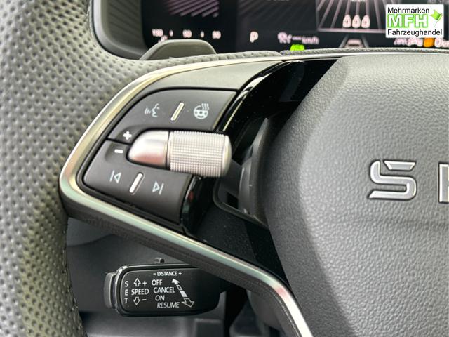 Skoda / Karoq / Grau / / / AHK+el.HECKKLAPPE+KAMERA+PDC+KESSY+ACC