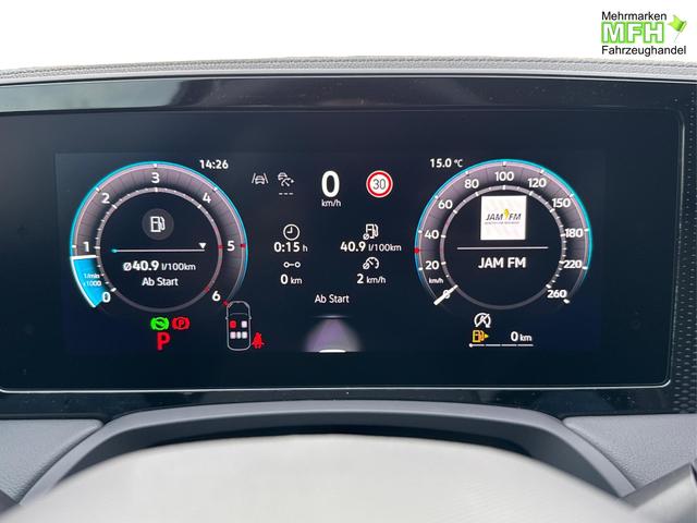 Volkswagen / Passat Variant / Schwarz / / / DSG+AHK+MASSAGE+NAVI+ACC+KAMERA+LED+17 ALU