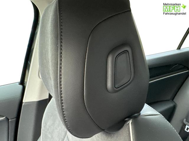 Volkswagen / Passat Variant / Schwarz / / / DSG+AHK+MASSAGE+NAVI+ACC+KAMERA+LED+17 ALU