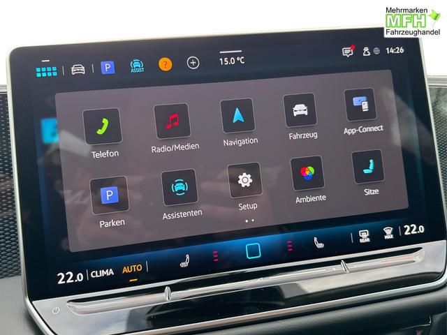 Volkswagen / Passat Variant / Schwarz / / / DSG+AHK+MASSAGE+NAVI+ACC+KAMERA+LED+17 ALU