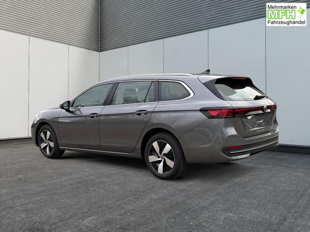 Volkswagen / Passat Variant / Grau / / / DSG+AHK+MASSAGE+NAVI+ACC+KAMERA+LED+17 ALU