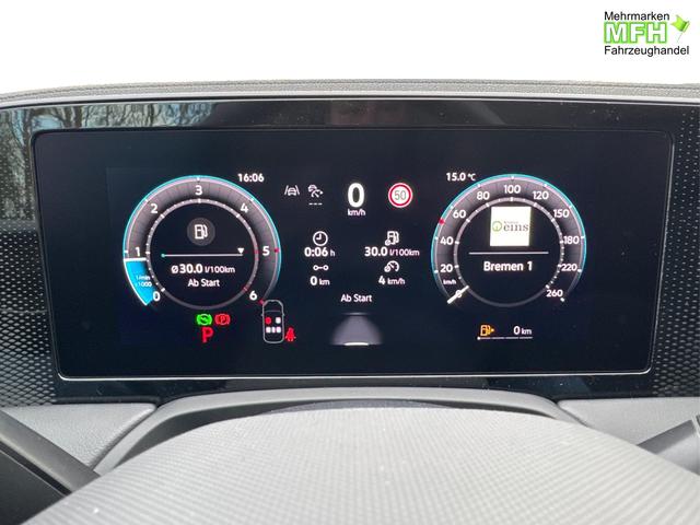 Volkswagen / Passat Variant / Grau / / / DSG+AHK+MASSAGE+NAVI+ACC+KAMERA+LED+17 ALU