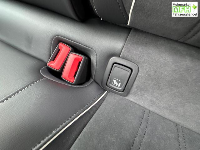 Volkswagen / Passat Variant / Grau / / / DSG+AHK+MASSAGE+NAVI+ACC+KAMERA+LED+17 ALU