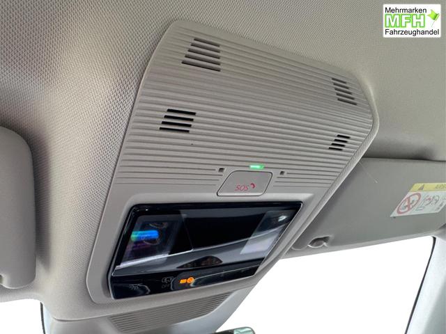 Volkswagen / Passat Variant / Grau / / / DSG+AHK+MASSAGE+NAVI+ACC+KAMERA+LED+17 ALU