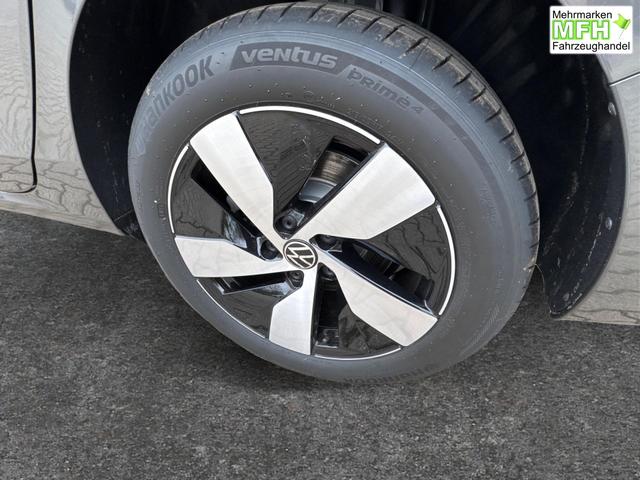 Volkswagen / Passat Variant / Grau / / / DSG+AHK+MASSAGE+NAVI+ACC+KAMERA+LED+17 ALU