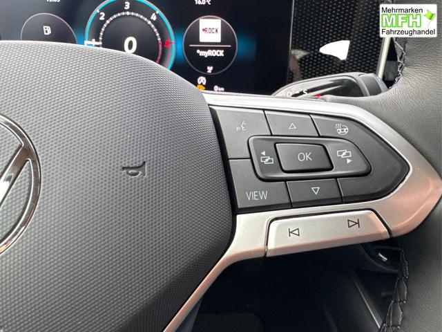 Volkswagen / Passat Variant / Silber / / / DSG+AHK+MASSAGE+NAVI+ACC+KAMERA+LED+17 ALU