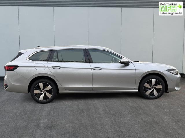 Volkswagen / Passat Variant / Silber / / / DSG+AHK+MASSAGE+NAVI+ACC+KAMERA+LED+17 ALU
