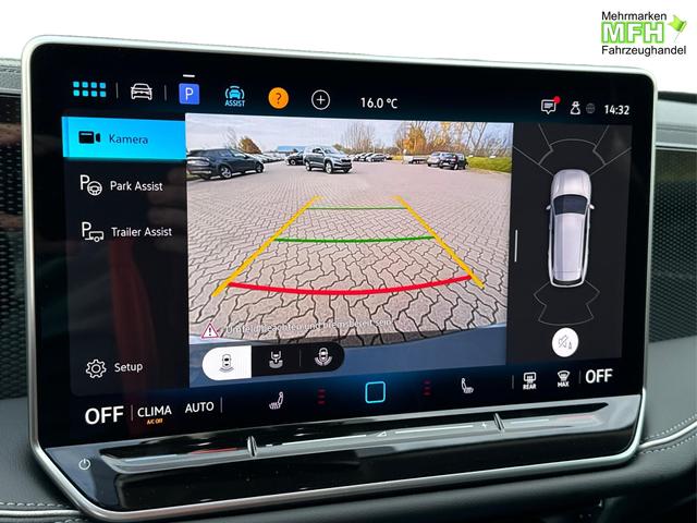 Volkswagen / Passat Variant / Grau / / / DSG+AHK+MASSAGE+NAVI+ACC+KAMERA+LED+17 ALU