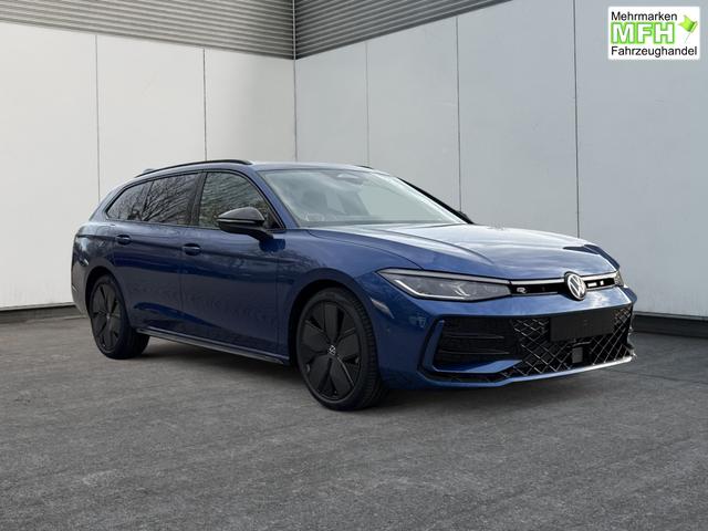 Volkswagen / Passat Variant / Blau / / / 4WD+BLACK+PANO+AHK+DCC+MATRIX+HARMAN
