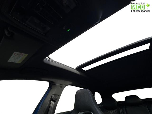 Volkswagen / Passat Variant / Blau / / / 4WD+BLACK+PANO+AHK+DCC+MATRIX+HARMAN