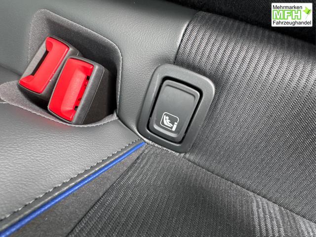 Volkswagen / Passat Variant / Blau / / / 4WD+BLACK+PANO+AHK+DCC+MATRIX+HARMAN