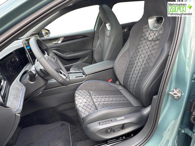 Volkswagen / Passat Variant / Gr&uuml;n / / / 4WD+BLACK+PANO+AHK+DCC+MATRIX+HARMAN