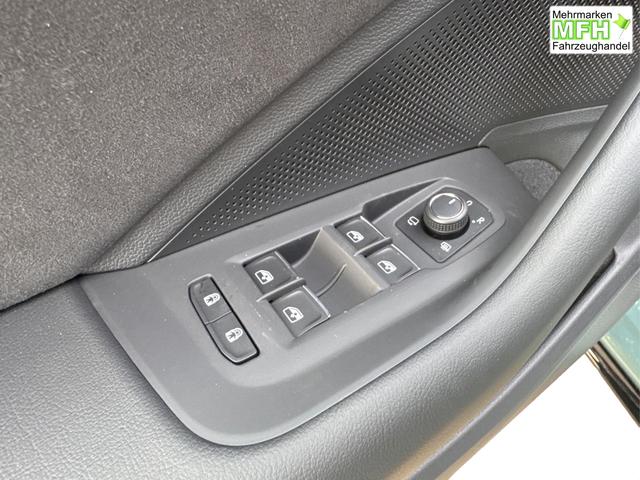 Volkswagen / Passat Variant / Gr&uuml;n / / / 4WD+BLACK+PANO+AHK+DCC+MATRIX+HARMAN