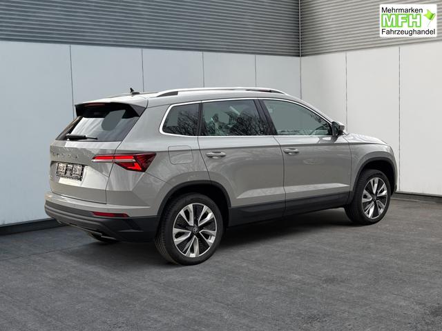 Skoda / Karoq / Grau / / / AHK+KAMERA+EL. HECKKL.+SHZ+ACC+KESSY+18''ALU