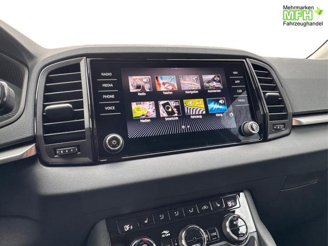 Skoda / Karoq / Grau / / / AHK+KAMERA+EL. HECKKL.+SHZ+ACC+KESSY+18''ALU
