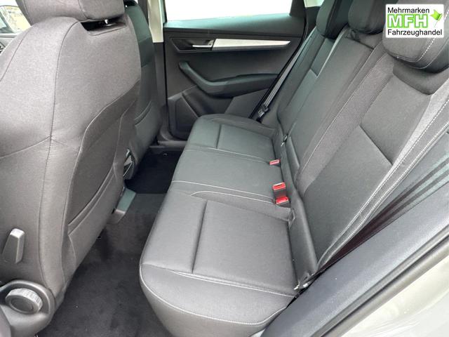 Skoda / Karoq / Grau / / / AHK+KAMERA+EL. HECKKL.+SHZ+ACC+KESSY+18''ALU