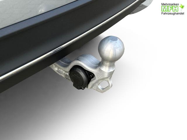 Volkswagen / Passat Variant / Silber / / / DSG+AHK+PANO+NAVI+ACC+KAMERA+LED+MASSAGE