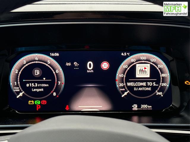 Volkswagen / Caddy / / / / NAVI+AHK+ACC+SHZ+KAMERA+LED+PDC