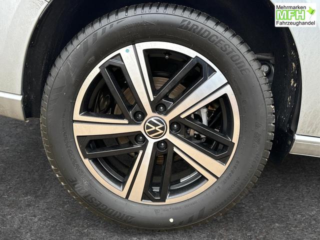 Volkswagen / Caddy / / / / NAVI+AHK+ACC+SHZ+KAMERA+LED+PDC