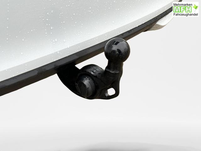 Skoda / Octavia Combi / Wei&szlig; / / / AHK+KAMERA+ACC+EL. HECKKL+SHZ