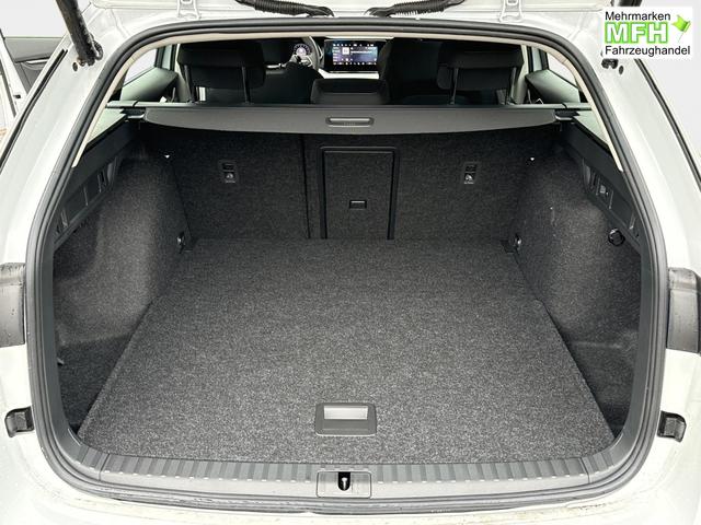 Skoda / Octavia Combi / Wei&szlig; / / / AHK+KAMERA+ACC+EL. HECKKL+SHZ