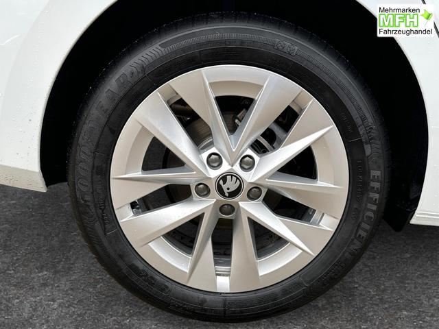 Skoda / Octavia Combi / Wei&szlig; / / / AHK+KAMERA+ACC+EL. HECKKL+SHZ