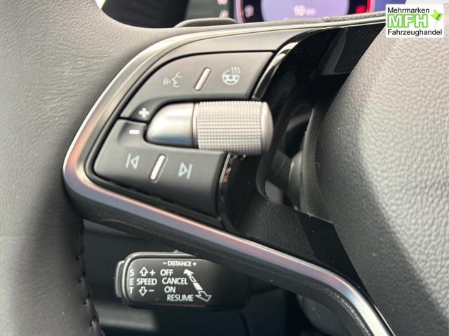 Skoda / Octavia Combi / Wei&szlig; / / / AHK+KAMERA+ACC+EL. HECKKL+SHZ