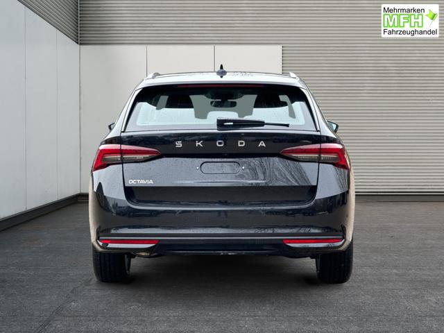 Skoda / Octavia Combi / Schwarz / / / AHK+KAMERA+ACC+EL. HECKKL+SHZ