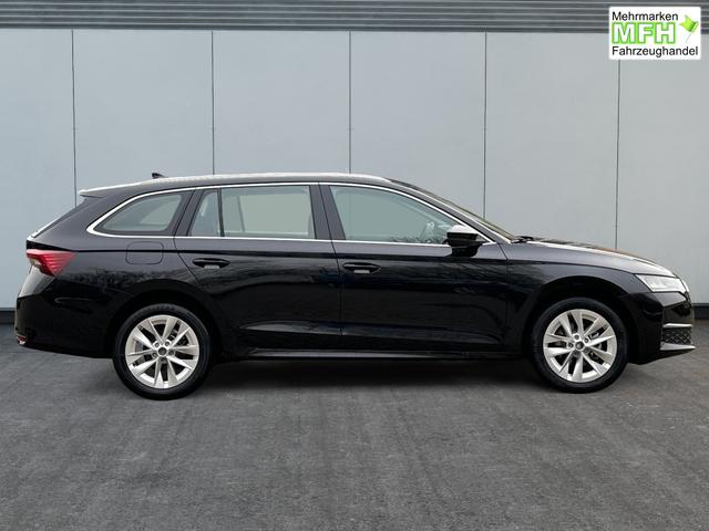Skoda / Octavia Combi / Schwarz / / / AHK+KAMERA+ACC+EL. HECKKL+SHZ
